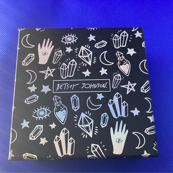 Betsey Johnson Bat Halloween Drop Earrings 🦇​​​​ - Picture 3 of 3